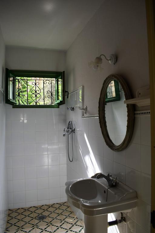 Three-Bedroom Townhouse,320600725:JPEG